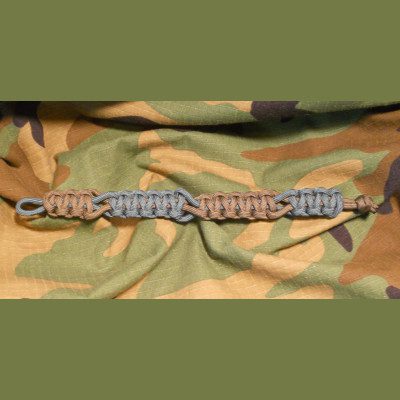 Cobra Switch Knot Paracord Bracelet