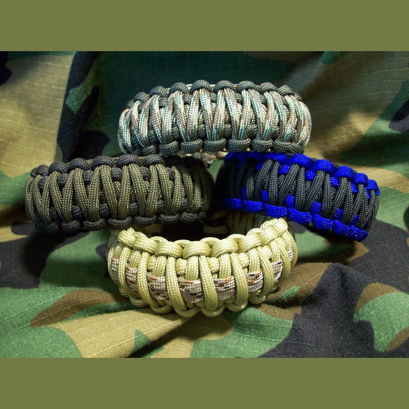 King Cobra Paracord Survival Bracelet with Whistle Buckle (Red, White, Blue) 9