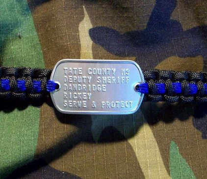 Thin Blue Line 550 Paracord Dog Tag Bracelet