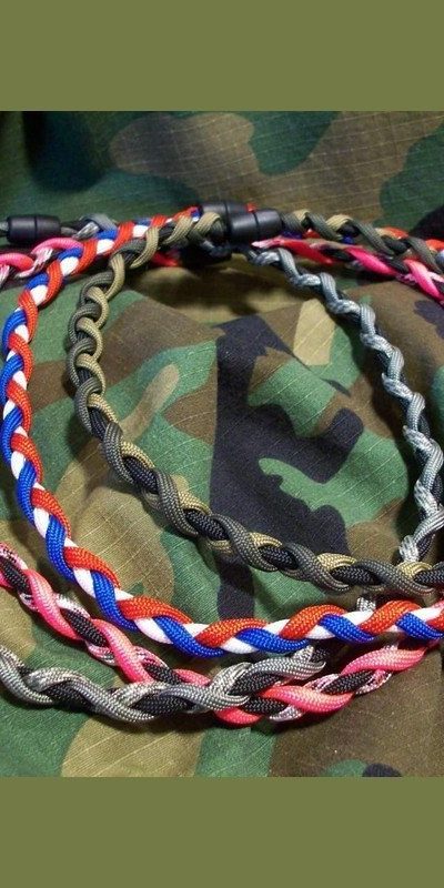 Paracord Necklaces with Safety Clasp